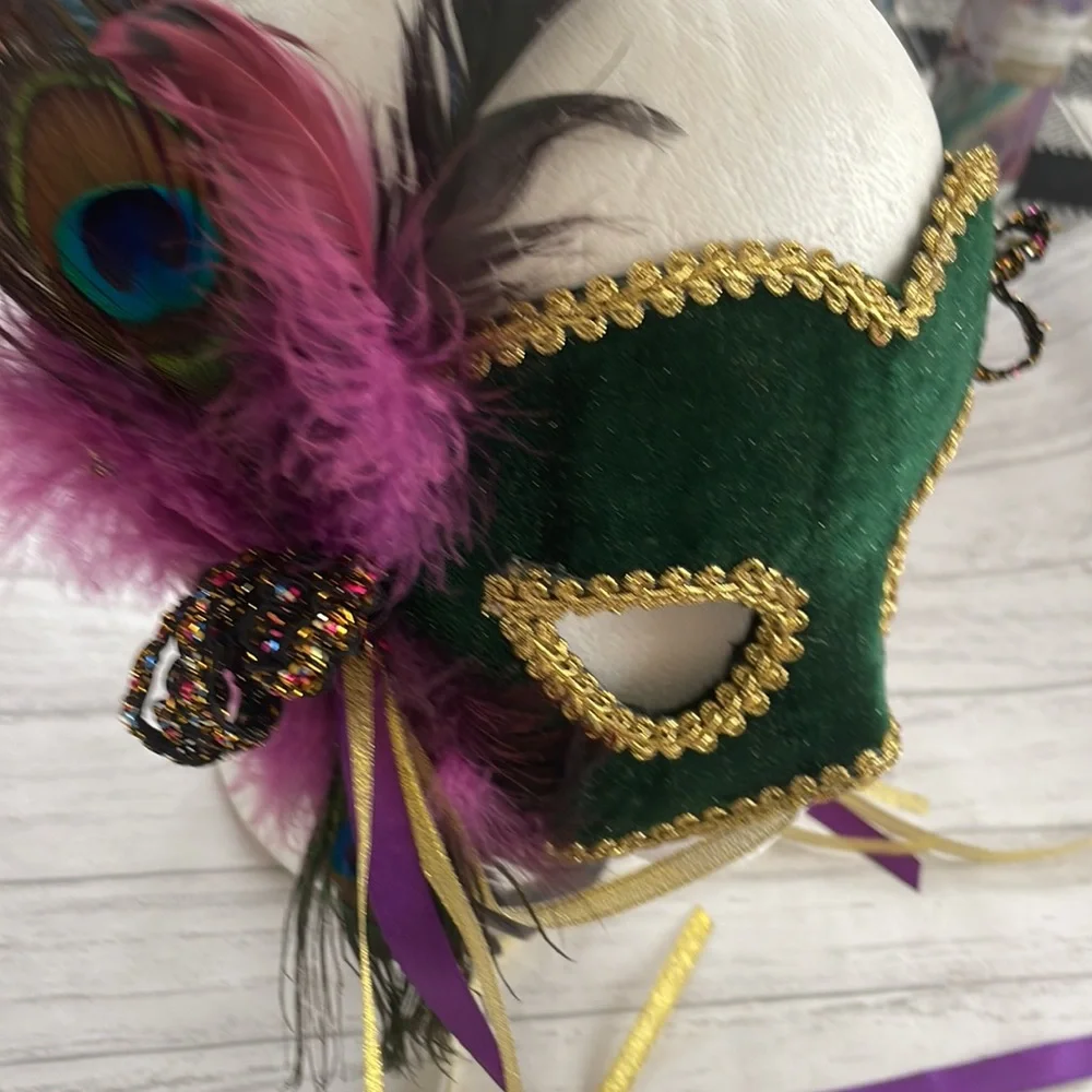 MASQUEREDE WEARABLE MASK HALLOWEEN: - MARDI GRAS FESTIVE MASK